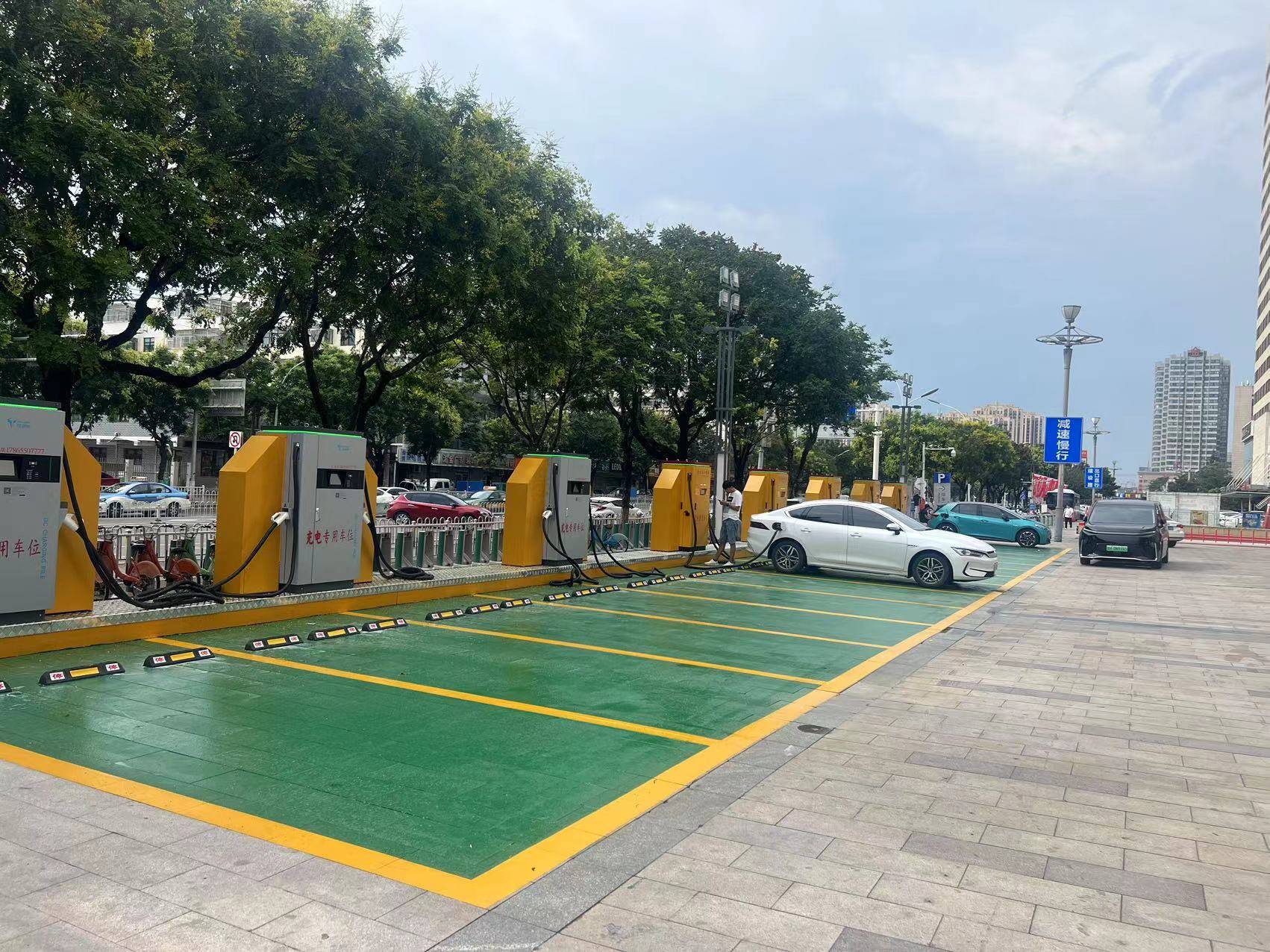 山东康姆勒电力集团有限公司：新能源汽车充电桩群充充电桩重卡电